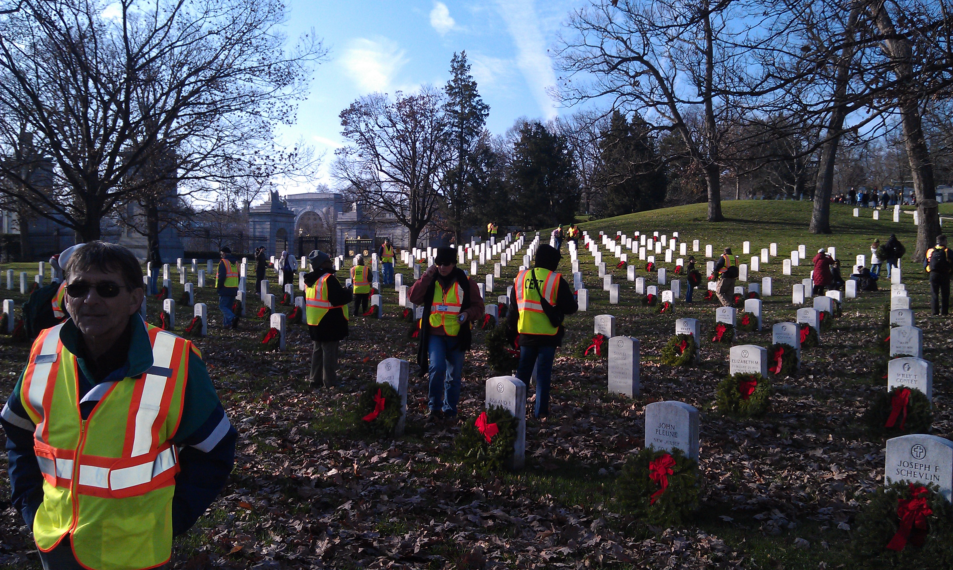 CERT Team Laying Wreaths at Cemetery